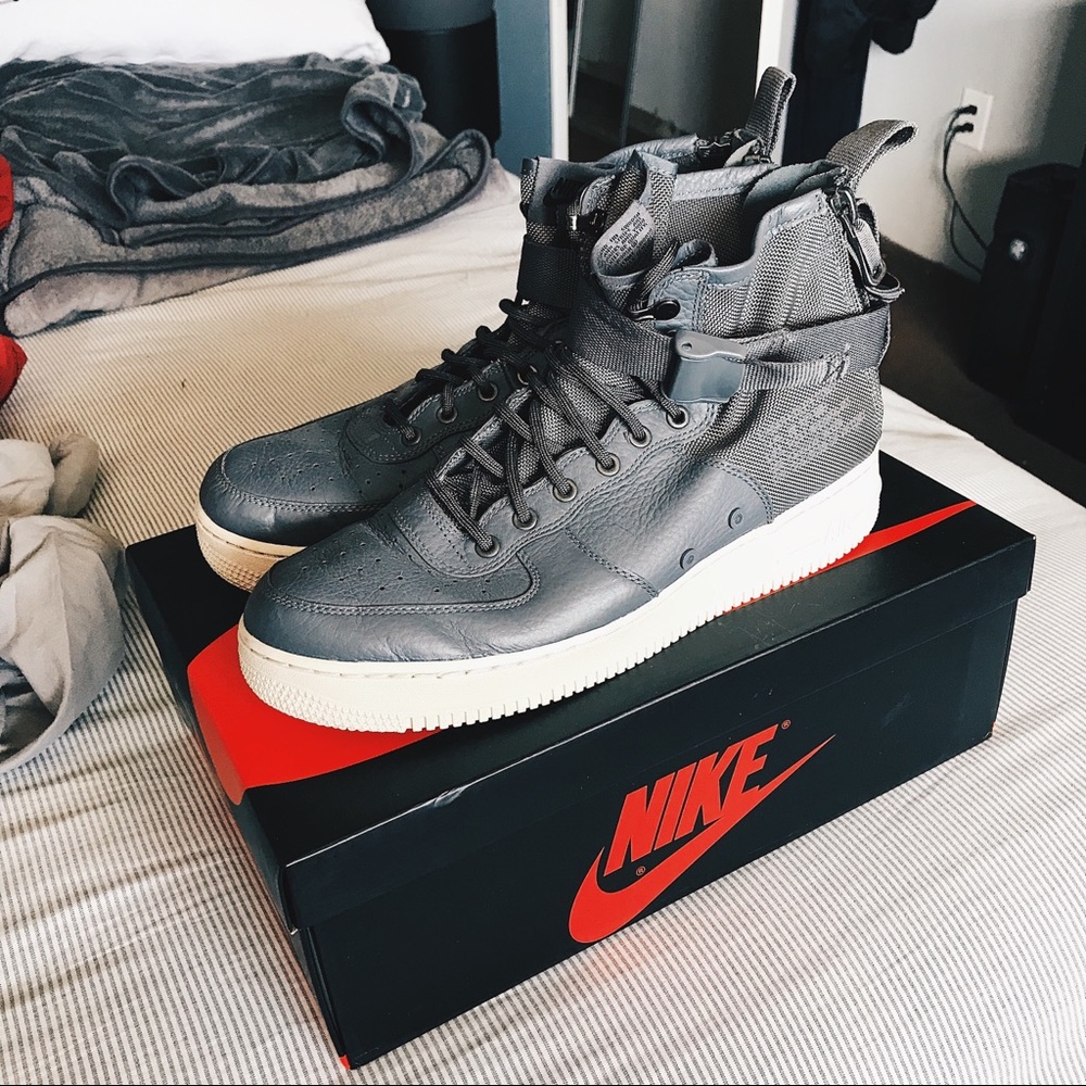 Nike Air Max High Waterproof Urban Utility